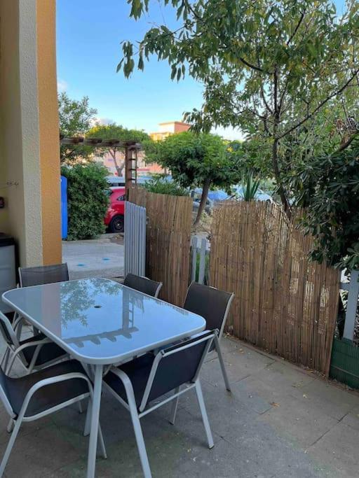 T3 - Parking - Plage / 6 Personnes Le Barcares Luaran gambar